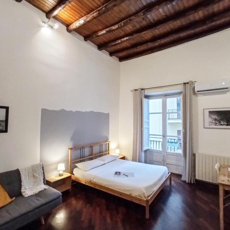B&B Bandiera 77 Palermo Eksteriør billede