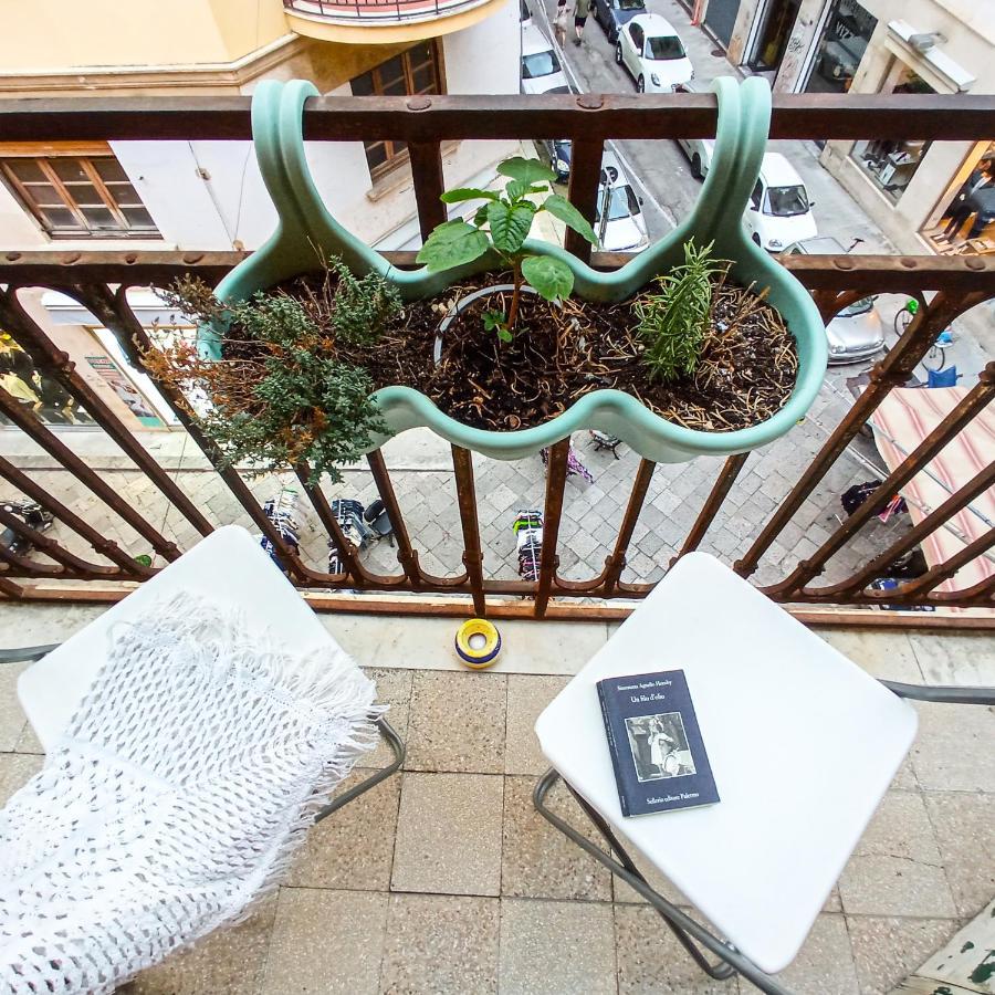 B&B Bandiera 77 Palermo Eksteriør billede